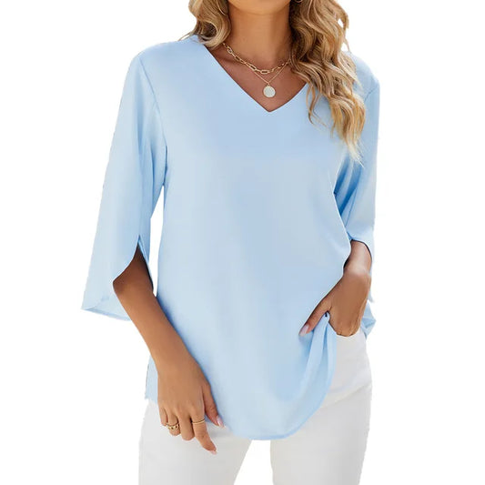 Quilla™ – Effortless V-Neck Blouse